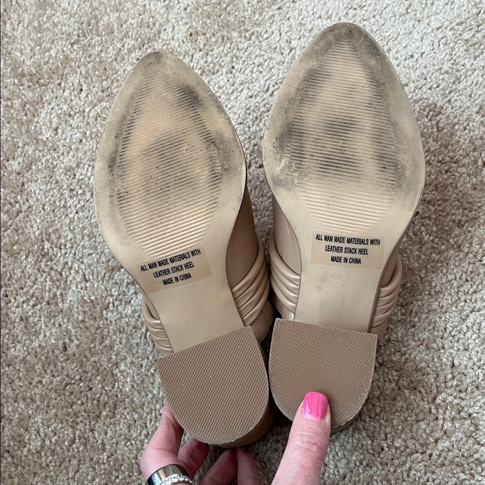 Dolce Vita Tabitha Stacked Heel Mules - Picture 7 of 7